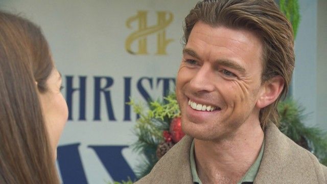 Hollyoaks at Christmas (7)