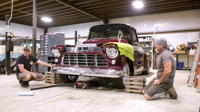 Big Wheels, Big Engine - '55 Big Window Truck