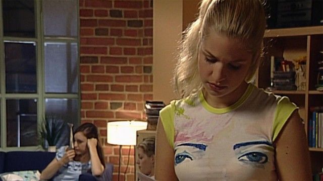 Good times, bad times - Season 2002 - Episode 2548