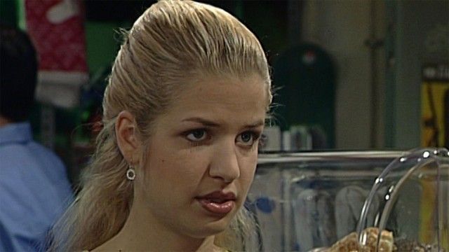 Good times, bad times - Season 2002 - Episode 2555