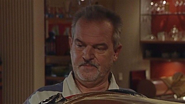 Good times, bad times - Season 2002 - Episode 2561