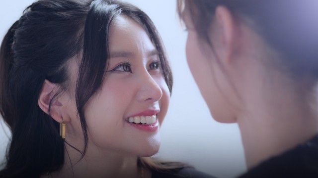 Apple (2024) - Season 1 - Episode 1