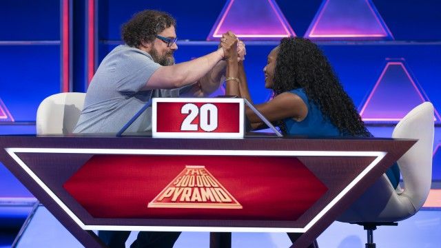 D.L. Hughley vs Meagan Good and Bobby Moynihan vs Mark Duplass
