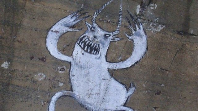 Alien Golden Orb, Yeti Caught on Tape, Las Vegas Close Encounter