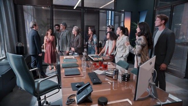 Three Graces - Season 1 - Episode 142