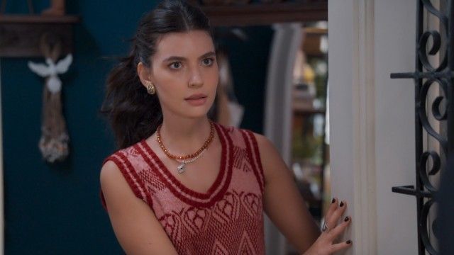 Three Graces - Season 1 - Episode 147