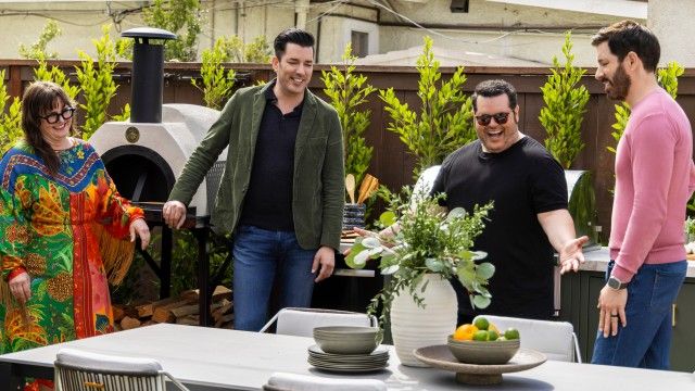Does Josh Gad Want to Build a Studio?