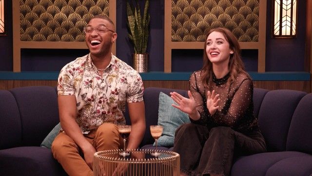 Who Hooked Up with Someone They Met on the Plane?