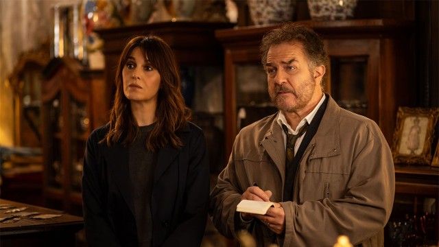 Petra - Season 3 - Episode 1