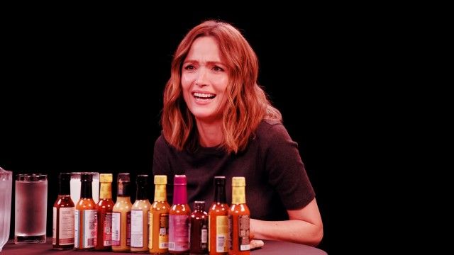 Rose Byrne Feels Crazy While Eating Spicy Wings