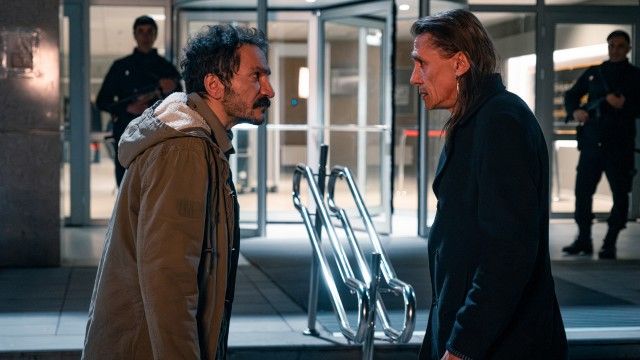 The Hammer and the Rose: A Behzat Ç. Story - Season 3 - Episode 6