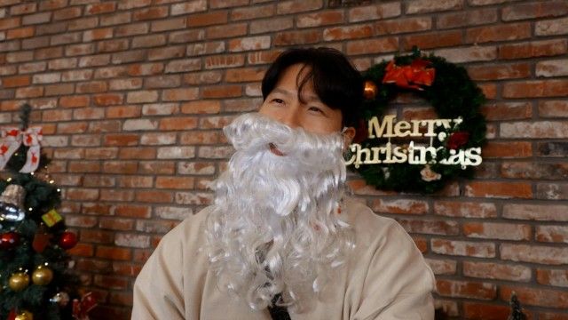 May it Reach you As a Christmas Gift