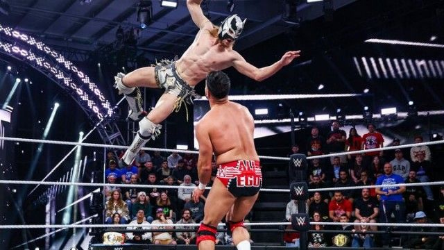 NXT 894
