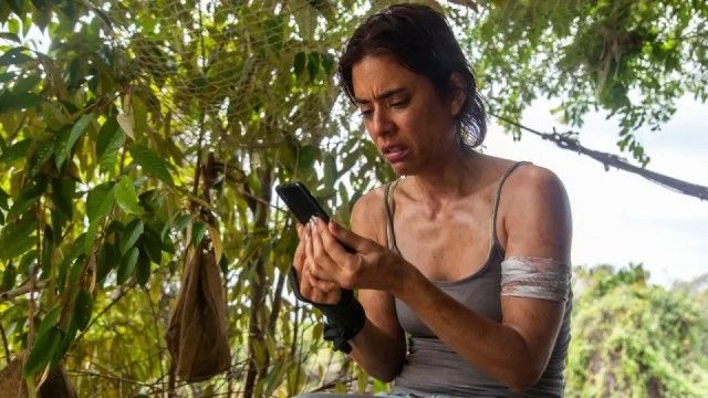 Yeimy se entera de que es famosa, intenta escapar y la hieren