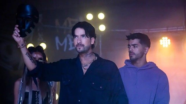 Ligia descubre que Aspa en realidad es Charly