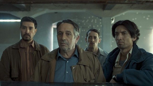 No One Saw Anything?