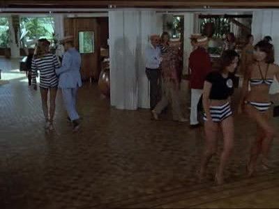 Starsky & Hutch on Playboy Island (a.k.a. Murder on Voodoo Island) (1)