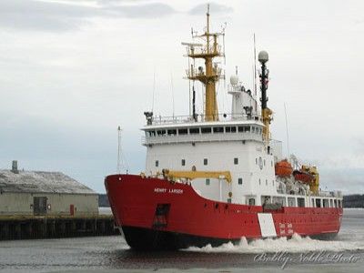 CCGS Henry Larsen