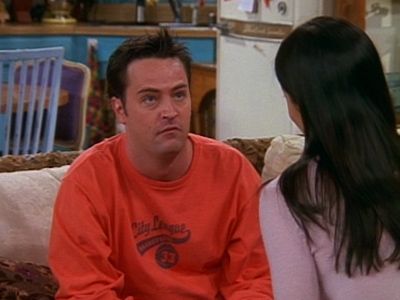 The One Where Chandler Can't Cry (2)