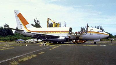 Hanging by a Thread (Aloha Airlines Flight 243)