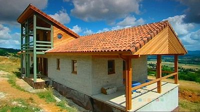 Lot, France: House From Straw