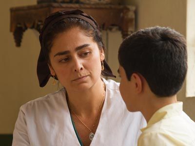 Enelia le da sus primeros consejos a Pablo