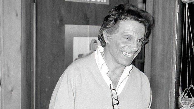 Mort Sahl: Shaping Laughter