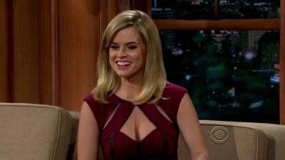 Alice Eve, Shirley Jones