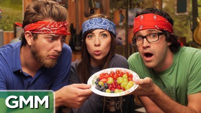 Blind Berry Taste Test ft. Strawburry17