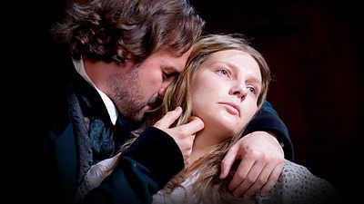 La traviata: Love, Death and Divas