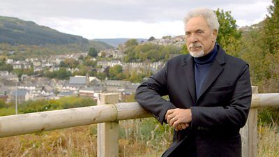 Tom Jones' 1950s, The Decade That Made Me