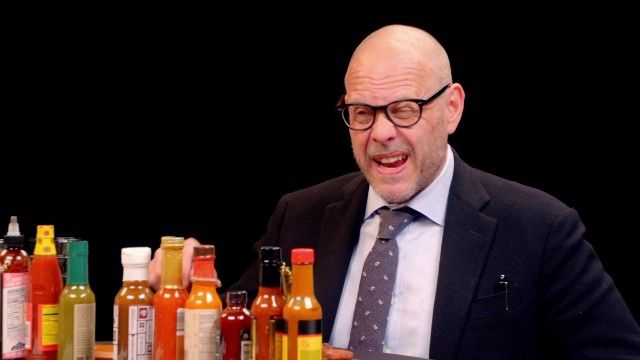 Alton Brown Rigorously Reviews Spicy Wings