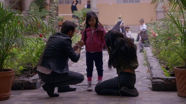 El Ángel secuestra a la hija de Iriarte para negociar la libertad de su hija Rubí