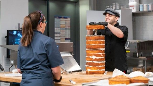 Big Apple Cake