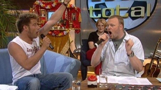 TV Total - Season 2002 - Episode 90
