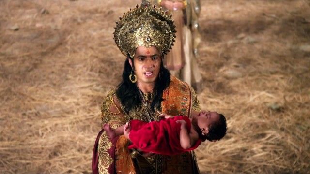 Gandhari's first child is named Duryodhana