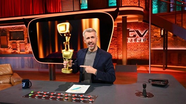 TV Total - Season 2022 - Episode 1