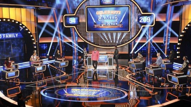 Celebrity Family Feud Mysterio vs. The Miz and Kurt Warner vs